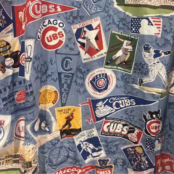 Reyn Spooner Blue Casual Button Down Shirt with Sports Print Chicago Cubs - Picture 6 of 6